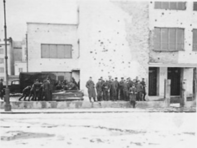 Woronicza, szkoła, ok. 1943