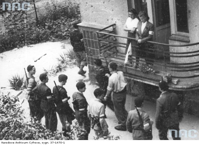 Odyńca 7, balkon, 1944 Odyńca 7, balkon, 1944