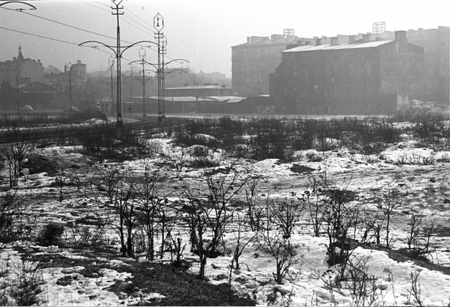 Spacerowa w kierunku Belwederskiej ok. 1962 Spacerowa w kierunku Belwederskiej ok. 1962