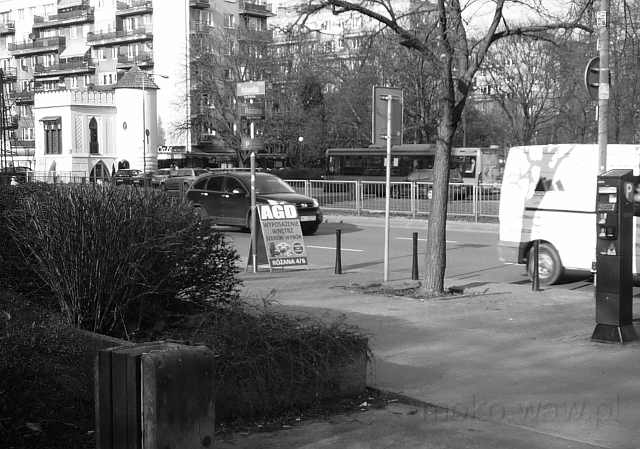 Widok ze Skweru Broniewskiego-Orszy, 2016