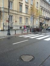 Właz kanałowy -Al. Ujazdowskie Właz kanałowy -Al. Ujazdowskie