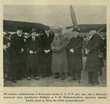 Przekazanie samolotu, 1937
